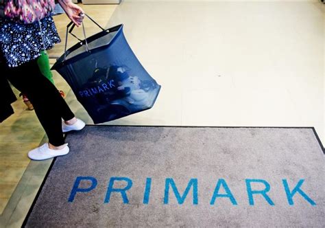 Er komen misschien supporters uit rotterdam naar de. FOK.nl / Nieuws / Amsterdam heeft grootste Primark van het ...