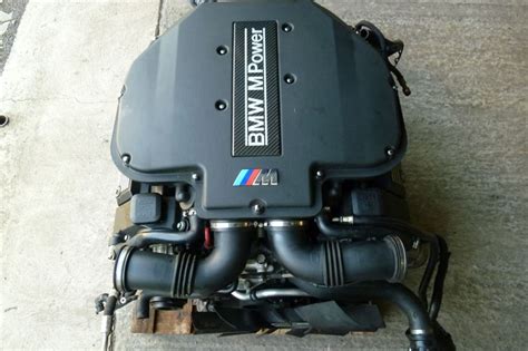 Back to the engine library. Racecarsdirect.com - BMW E39 M5 5.0 l engine S62B50 V8 1999