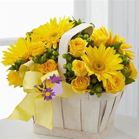 Devi darle i fiori per il suo compleanno! 52 Lovely Buon Compleanno Con Fiori Di Campo