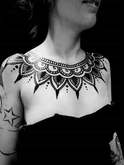 42 beautiful collar bone tattoos designs and ideas of 2019 collar bone tattoos, shoulder tattoos, collar bone tattoo quotes one of the most vulnerable parts of the body to get tattooed on is the collar bone. 50 Stunning Collar Bone Tattoos For Women And Men