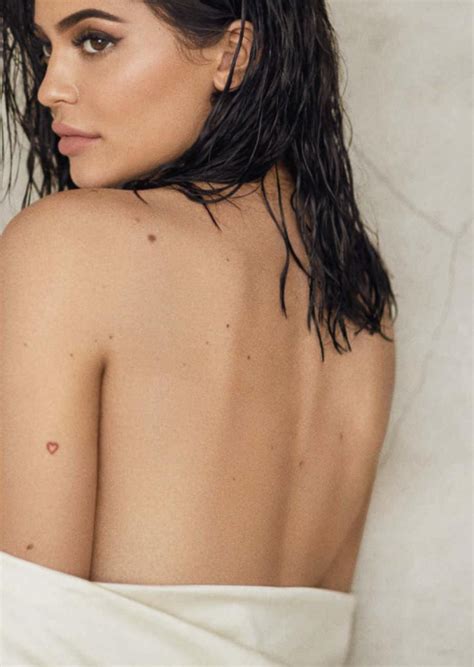 Kylie kristen jenner is an american media personality, socialite, model, and businesswoman. Stories and Meanings behind Kylie Jenner's Tattoos | Kylie ...