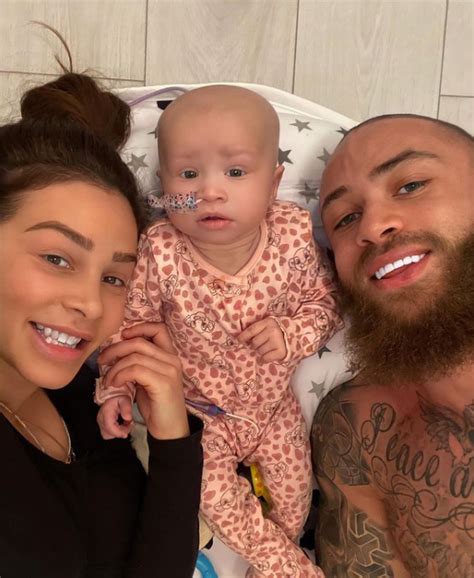 Ashley cain took to instagram on sunday to share that his and girlfriend safiyya vorajee's daughter died on saturday following a cancer battle. Ashley Cain reveals his eight-month-old daughter could have just days to live