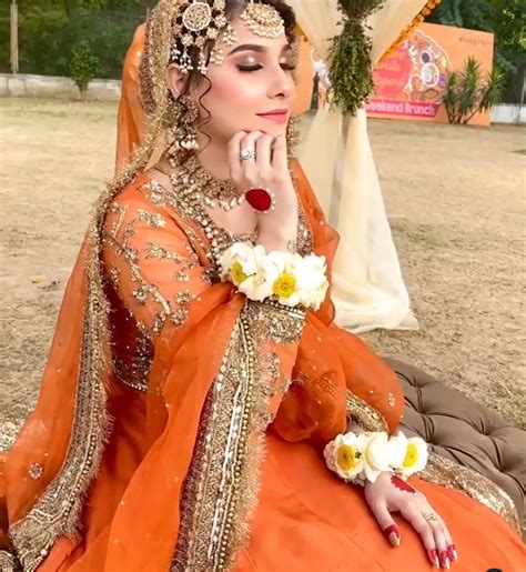 Romantic bridal photoshoot at ancient theatre. Latest Beautiful Bridal Photoshoot of Hina Altaf ...