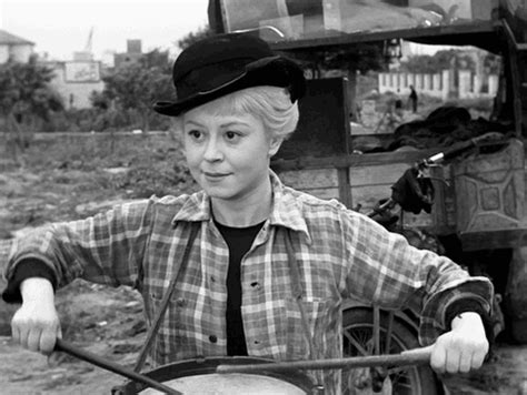 La strada *50's federico fellini. Giulietta Masina in La Strada,1954 | Luminaries ...