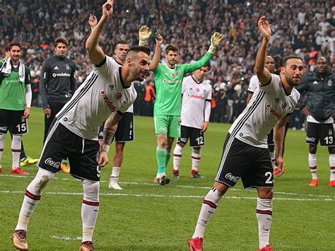 Cenk tosun ile ilgili tüm haberleri ve son dakika cenk tosun haber ve gelişmelerini bu sayfamızdan takip edebilirsiniz. Besiktas Istanbul kommt nicht mit der Top-Elf - kicker