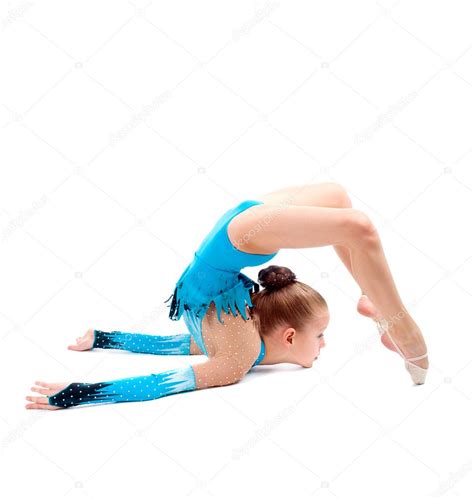 No underage or suggestive if you are posting underage girls you will be blocked and reported to reddit. Young girl doing gymnastics — Stock Photo © fanfon #2928662