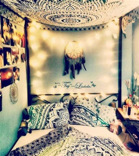 As a reminder, here are some of our goals for the space: nice 63 Cozy Bohemian Teenage Girls Bedroom Ideas ...