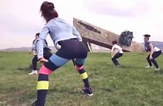 videos twerking russian women