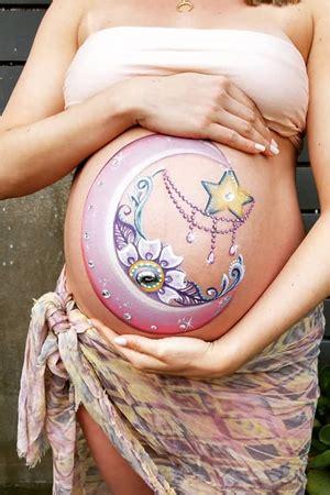 By transforming your baby bump into a unique pregnant belly painting. FACE PAINTING LA - Pregnant Belly Maternity Painting