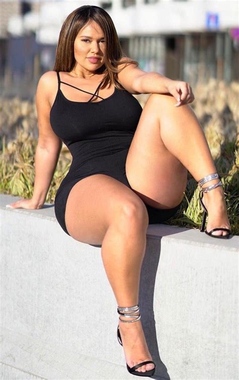 See more ideas about curvy ashleigh dunn's instagram photo: Pin on Lovely Lily