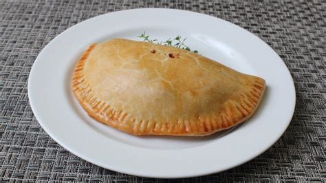 Eating good food is my favorite thing in the whole world. Cornish Pasty Recipe - Cornish-Style Meat Pies - YouTube ...