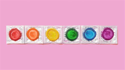 These are sometimes because your skin gets irritated and these kind of pimples vanish within a few hours. Sores on Labia Causes: Pimples, Ingrown Hair, Yeast & Cure ...