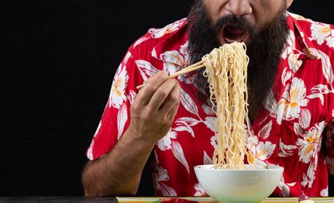 Karangan ini telah disemak dan diedit oleh cikgu saya. Hati-hati, Bahaya Suka Makan Mee Segera! - MASKULIN