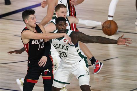 The milwaukee bucks are an american professional basketball team based in milwaukee. Σταματάει το μπάσκετ παίκτης των Μιλγουόκι Μπακς μετά τον ...