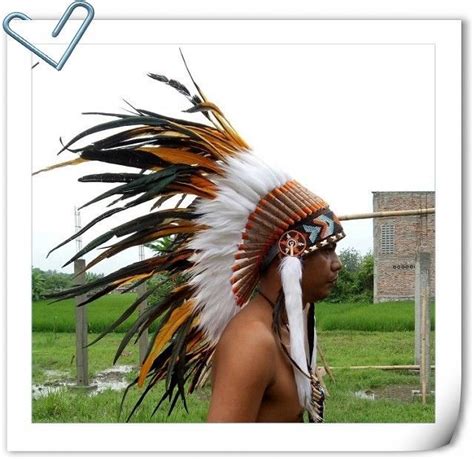 Och sök i istocks bildbank efter ännu mer royaltyfri vektorgrafik med bland annat amerikansk. American Native Warbonnet Feather Headdress Feather Hat ...