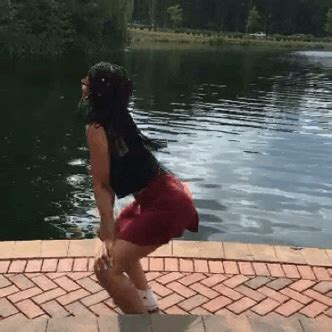 Find gifs with the latest and newest hashtags! black girls twerk | Tumblr