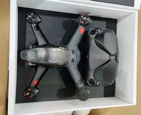 The dji fpv system is a digital video transmission solution built for the drone racing industry. DJI will soon release an FPV racing drone that can ...