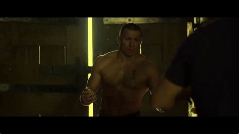 However, despite its overuse today, the style was appropriate for a character like bourne and the films he was in. Street fight part 2 best fight scene in 2020||♪ Hollywood ...