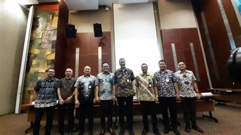 Kemudian download dokumen surat pernyataan pakta integritas. Perbaiki Image, Direksi Garuda Bakal Teken Pakta ...