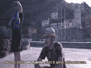 Non so decidermi mai, poi lei, poi lei da 10 ragazze: rkomi gif | Tumblr