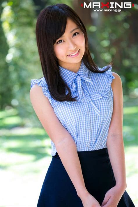 Maybe you would like to learn more about one of these? 浅尾美羽 ポールダンスもできる美女のDカップおっぱい画像