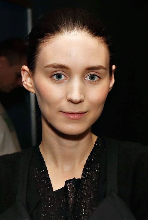 For this specific batch, my fresh rhubarb was particularly red, but i have made batches where the rhubarb is a bit green and the stewed rhubarb turns out kind of brown, but still tastes the same (delicious)! Rooney mara pictures.