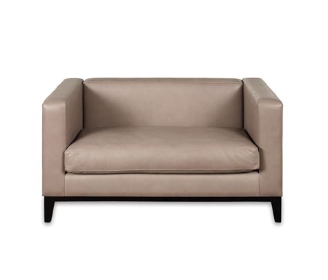 The lambert is served straight up, with vertical channel tufting, adding a unique polish to the this sofa, loveseat, chair, or sectional is simultaneously welcoming & glamorous in both classic & modern. STANHOPE SOFA - Sofas von Lambert | Architonic