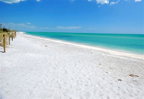 Many cape coral rentals sit on one of the town's numerous canals, and you're just minutes away from fort myers beach. Cape Coral Beaches