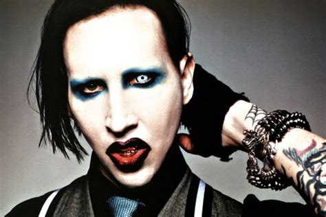 There are 499 marilyn manson 90s for sale on etsy, and they cost $92.09 on average. Marilyn Manson - Totally 90s