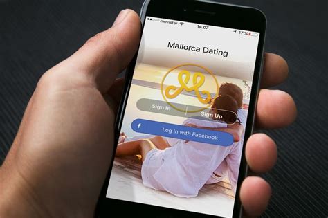 It has the left and right swipe system. Download the Free Mallorca Dating App | Movistar