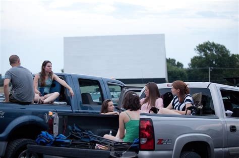 Things to do in warwick. Most Iconic Drive-In Movie Theaters Left in America ...