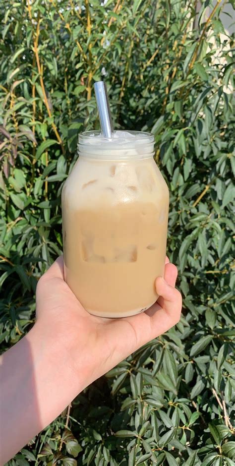 Fill a tall glass with instant coffee and sugar. Best iced coffee😍 | Best iced coffee, Vanilla almond milk ...