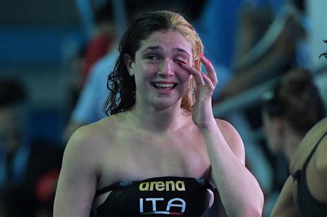 May 23, 2021 · @benedetta.pilato smashed @_king_lil 50m breaststroke world record at the young age of just 16 by a full tenth of a second, in a time of 29.30secs. Benedetta Pilato dopo la vittoria: Ogni viaggio inizia da ...