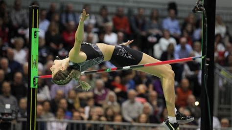 Titelverteidiger tadej pogacar hat seine chancenlosen rivalen bei der 108. Weitsprung: Malaika Mihambo wird beim Hallen-Meeting in ...