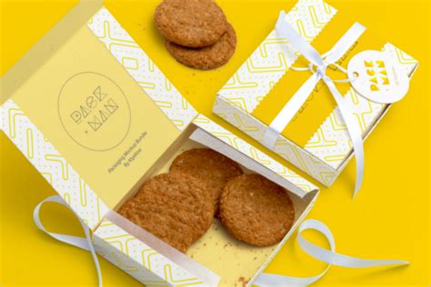 Download 118+ Realistic PSD Gift Box Mockups Designs Free Templates