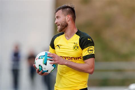 Andriy yarmolenko first goal for dortmund tottenham vs dortmund. Borussia Dortmund: Andriy Yarmolenko--Keep, Loan or Sell?