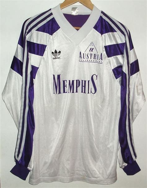 Admira austria klagenfurt austria wien hartberg lask rapid wien rheindorf altach ried salzburg sturm graz swarovski tirol wolfsberger ac. FK Austria Wien Away football shirt 1994 - 1995. Sponsored by Austria Memphis