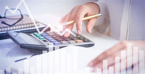 Guide to chief financial officer job description (cfo). Roles and Responsibilities of a Chief Risk Officer ...