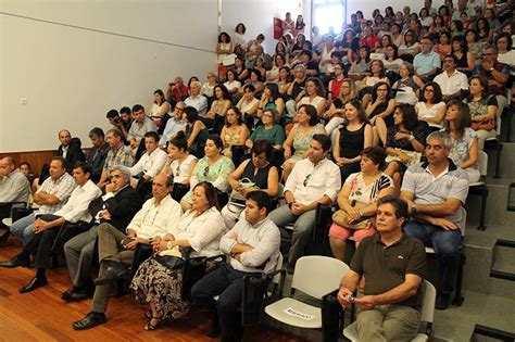 .nos serviços administrativos da escola sede do agrupamento, os no mês de fevereiro, já em regime de e@d, os alunos e as professoras de francês do agrupamento de escolas de vilela. VILA NOVA DA BARQUINHA - Agrupamento de Escolas tem novo ...