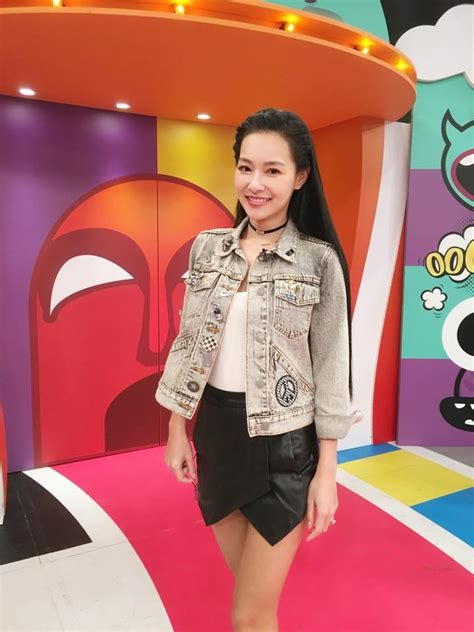 Born 6 november 1992), birth name yang ni'ao (杨旎奥), also known as andy yang, is a chinese actress, singer and model. 替王思佳緩頰 林嘉綺要大家上網搜她露點照 - 自由娛樂