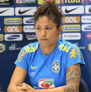 Maybe you would like to learn more about one of these? Cristiane cita a importância de atuar no Brasil e fala da ...