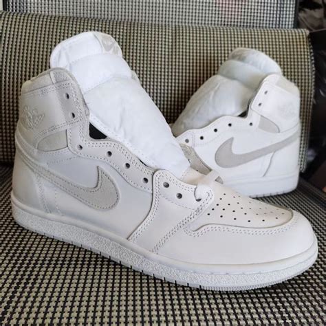 This air jordan 1 comes dressed in a white and neutral grey color combination. Fresh Looks at the 2021 Air Jordan 1 High OG "Neutral Grey ...