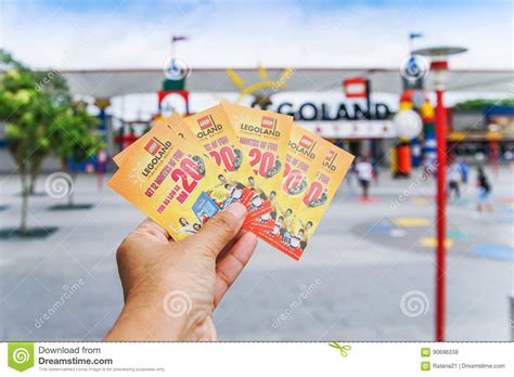 Iskandar malaysia's population growth and job creation activities remain strong. JOHOR BAHRU, MALAYSIA - 10. APRIL 2017: Legoland-Karte In ...