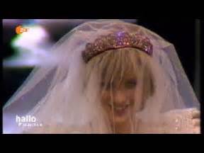 Weitere ideen zu prinzessin diana, lady diana, prinzessin diana hochzeit. 29. Juli 1981 -- Hochzeit von Prinz Charles und Lady Diana ...