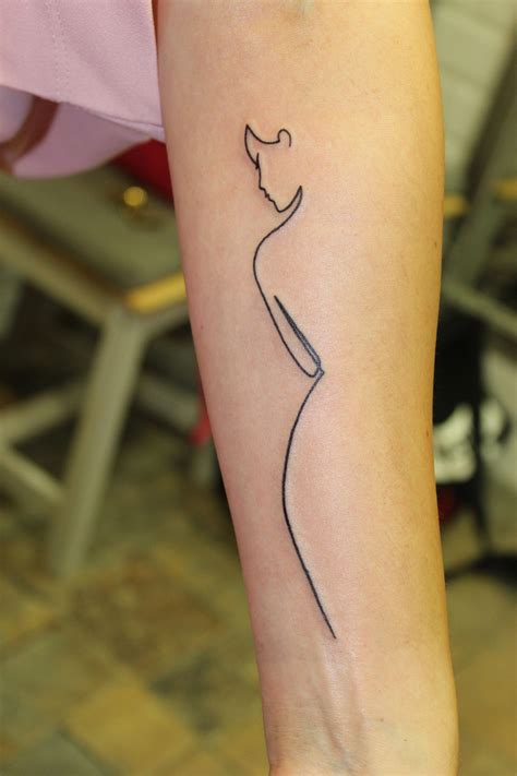 simplistic-tattoo-minimalist-minimalisttattoos-minimalist-tattoo,-simple-line-tattoo