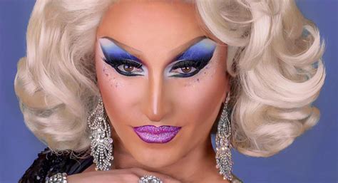 Find the latest in drag queen music at last.fm. Un "drag queen brunch" dans le Vieux Montréal le 11 août ...