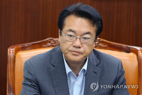 정진석-김무성-최경환 오전 긴급회동…당 정상화 합의 | 연합뉴스