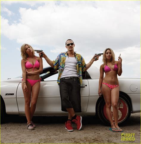 This guy knows what it takes to pull of a good alien costume: James Franco: 'Spring Breakers' Casting 'Was Perfect ...