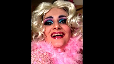 Communicate with the drag queen you select to work out the details of your event. Olivia Jones - the true Dschungelqueen 2013 Drag Queen ...