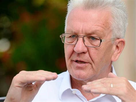 Before becoming an actor, he was a swimmer. Kretschmann will auch an die Beamtenpensionen - Südwest ...